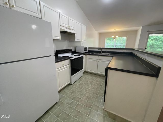 3622 Wellington Ridge Loop, Cary, NC 27518