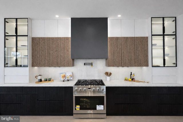 3126 WESTLEY RD, Falls Church, VA 22042