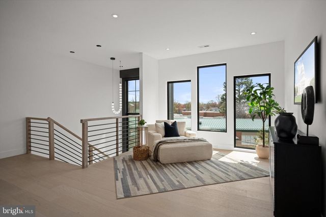 3126 WESTLEY RD, Falls Church, VA 22042