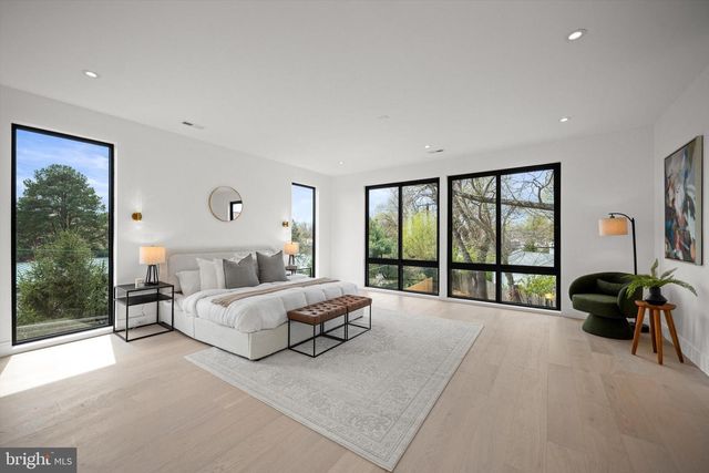 3126 WESTLEY RD, Falls Church, VA 22042