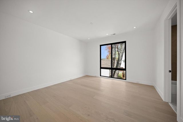 3126 WESTLEY RD, Falls Church, VA 22042