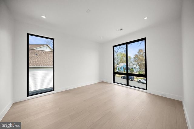 3126 WESTLEY RD, Falls Church, VA 22042