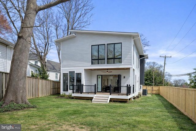 3126 WESTLEY RD, Falls Church, VA 22042