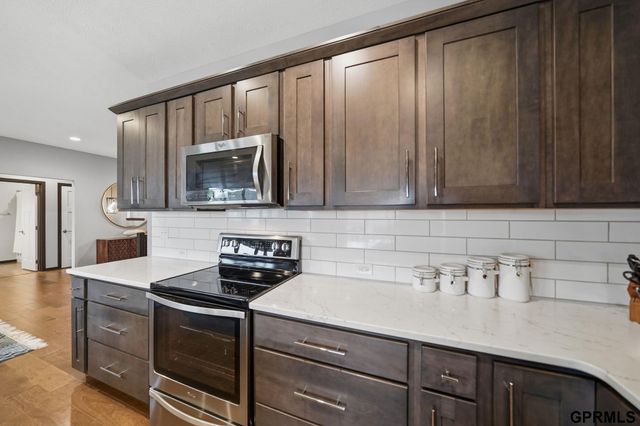 9400 S 31 Street, Lincoln, NE 68516
