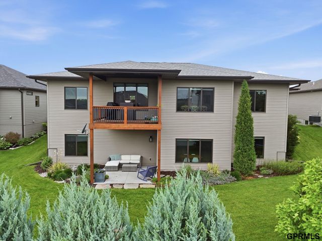 9400 S 31 Street, Lincoln, NE 68516