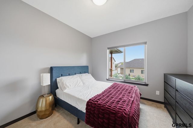 9400 S 31 Street, Lincoln, NE 68516