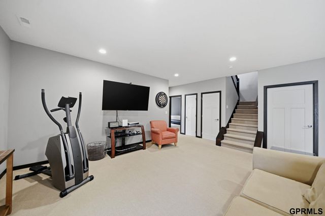 9400 S 31 Street, Lincoln, NE 68516