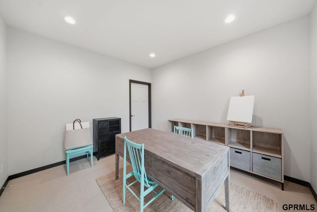 9400 S 31 Street, Lincoln, NE 68516