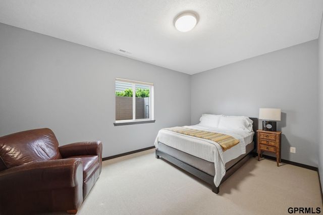 9400 S 31 Street, Lincoln, NE 68516