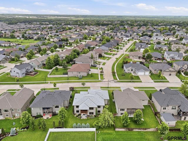9400 S 31 Street, Lincoln, NE 68516