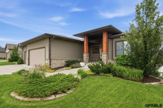 9400 S 31 Street, Lincoln, NE 68516