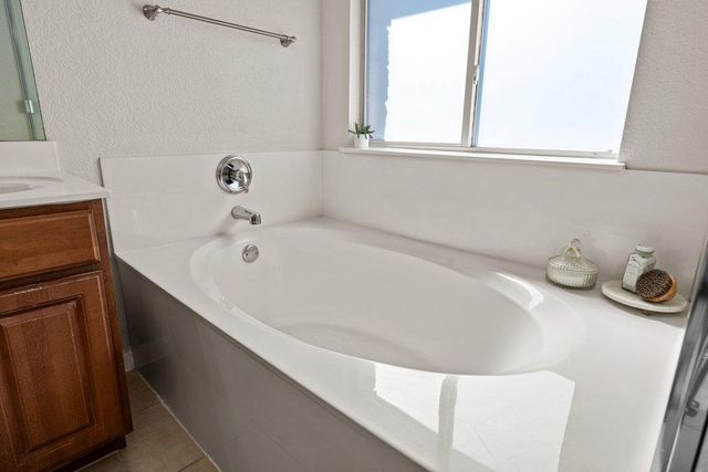 3804 Hidden Lake XING, Pflugerville, TX 78660