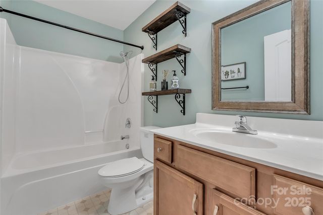 108 Lassiter Court, Mount Holly, NC 28120