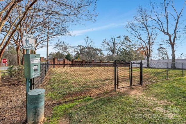 108 Lassiter Court, Mount Holly, NC 28120