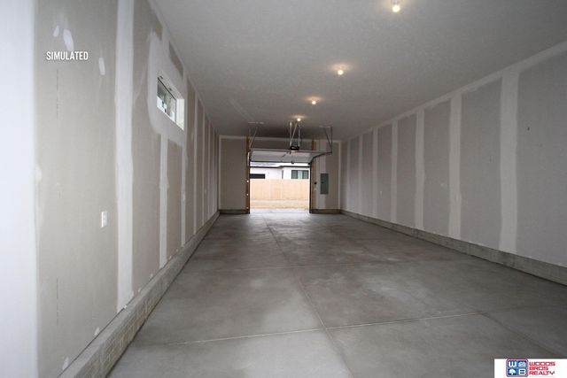 9301 Castle Pine Drive, Lincoln, NE 68516