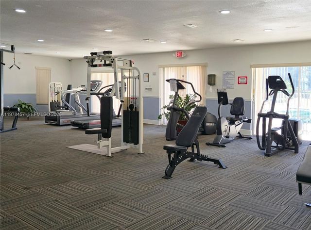 5122 NW 79th Ave 304, Doral, FL 33166