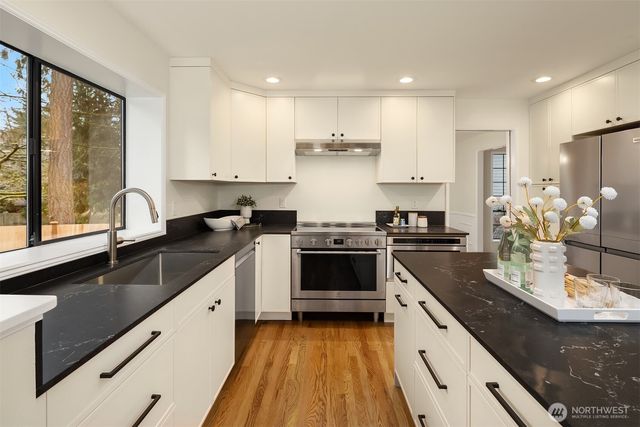 14106 177th Court NE, Redmond, WA 98052