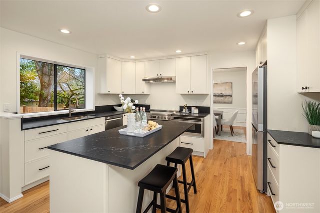 14106 177th Court NE, Redmond, WA 98052