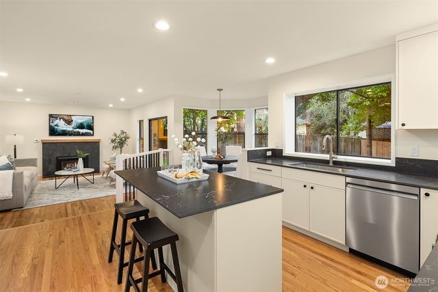 14106 177th Court NE, Redmond, WA 98052