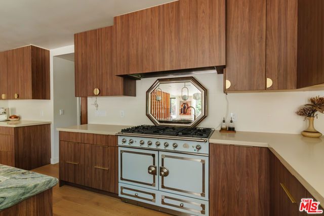 12220 Benmore Terrace, Los Angeles, CA 90049