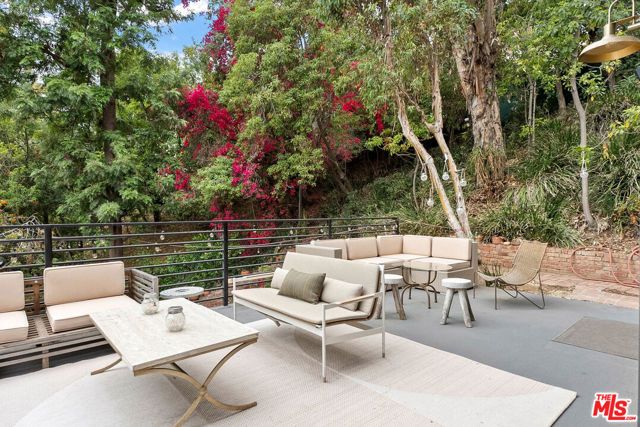 12220 Benmore Terrace, Los Angeles, CA 90049