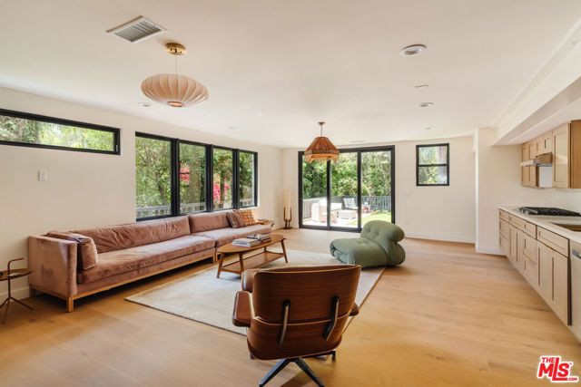 12220 Benmore Terrace, Los Angeles, CA 90049