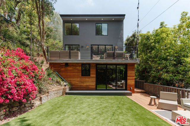 12220 Benmore Terrace, Los Angeles, CA 90049