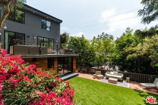 12220 Benmore Terrace, Los Angeles, CA 90049