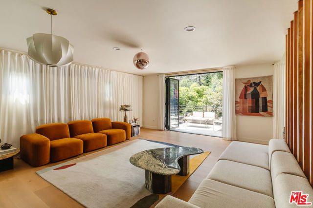 12220 Benmore Terrace, Los Angeles, CA 90049