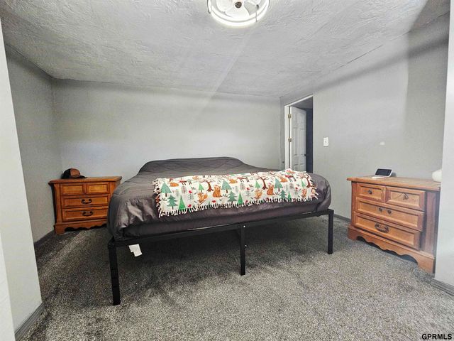 201 O Street, Aurora, NE 68818