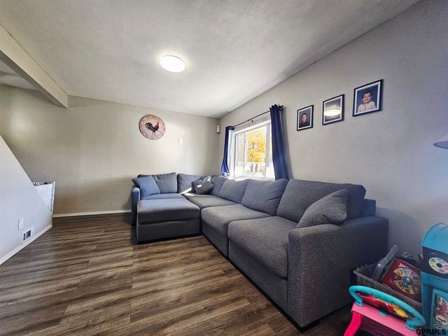 201 O Street, Aurora, NE 68818