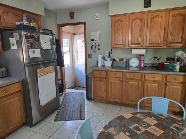 3225 Butler Avenue, Steger, IL 60475