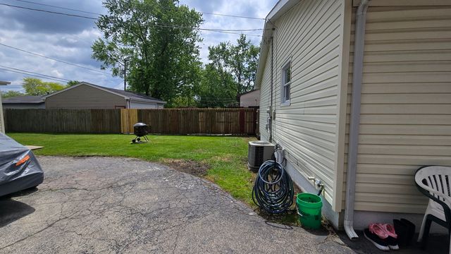 3225 Butler Avenue, Steger, IL 60475