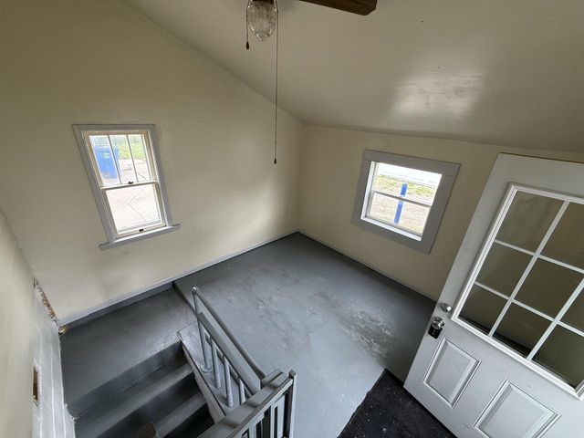 842 W 10TH AVENUE, Oshkosh, WI 54902