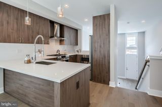 328 FAIRMOUNT AVE, Philadelphia, PA 19123