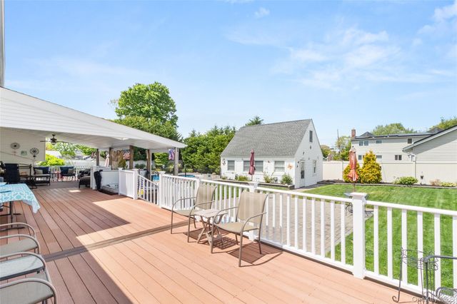 63 E Madison Street, East Islip, NY 11730