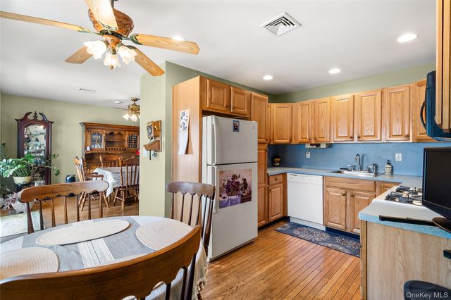 63 E Madison Street, East Islip, NY 11730