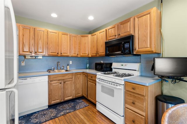 63 E Madison Street, East Islip, NY 11730