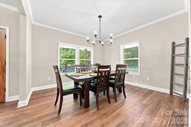 34 Colts Neck Lane, Taylorsville, NC 28681