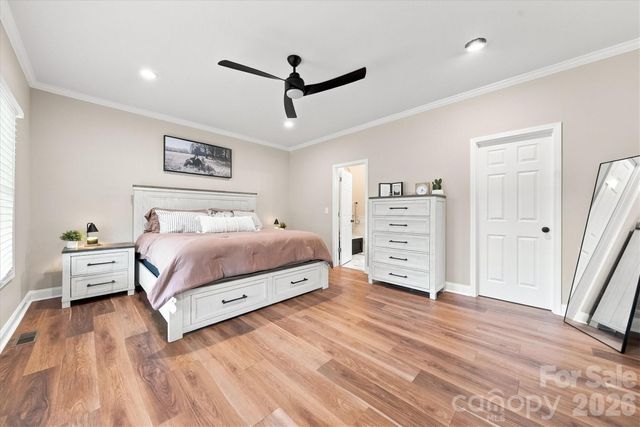34 Colts Neck Lane, Taylorsville, NC 28681