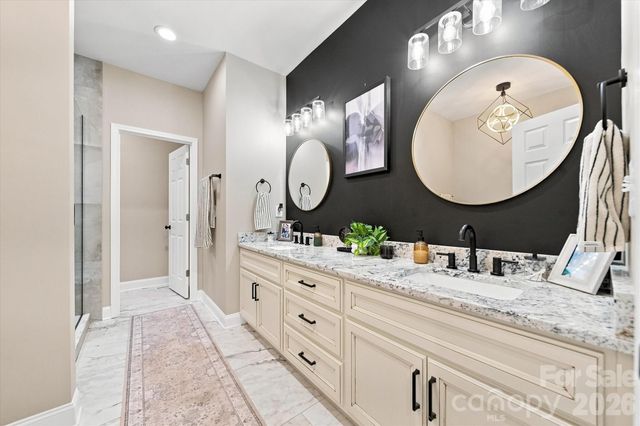 34 Colts Neck Lane, Taylorsville, NC 28681
