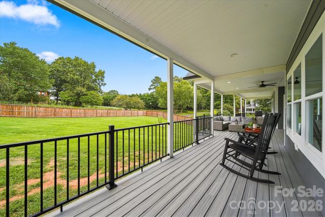 34 Colts Neck Lane, Taylorsville, NC 28681