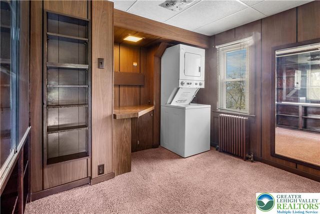325 West Center Street, Nazareth Boro, PA 18064