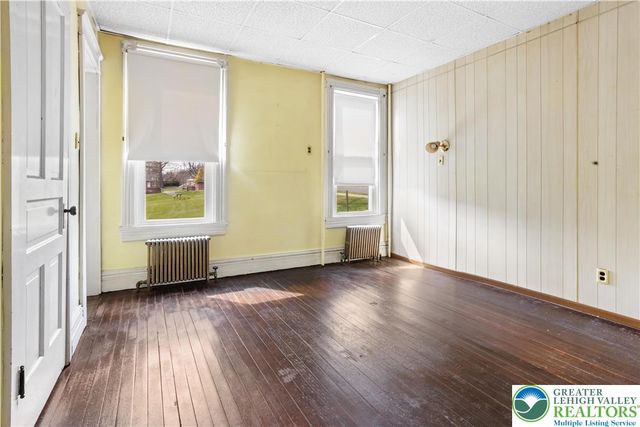 325 West Center Street, Nazareth Boro, PA 18064