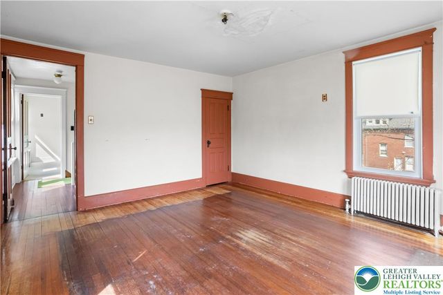 325 West Center Street, Nazareth Boro, PA 18064