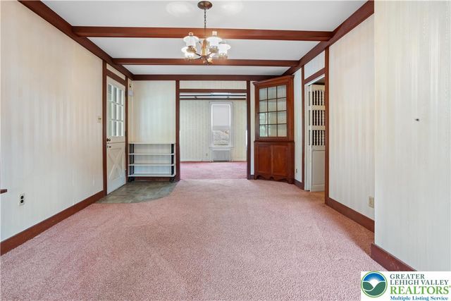325 West Center Street, Nazareth Boro, PA 18064