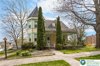 325 West Center Street, Nazareth Boro, PA 18064