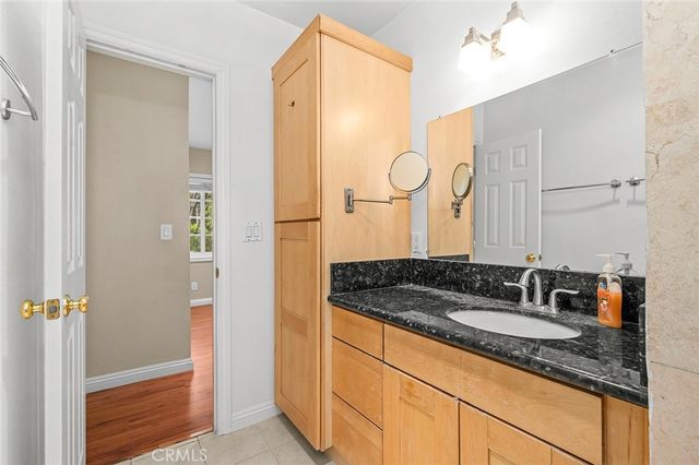 1804 W Glenoaks Avenue, Anaheim, CA 92801