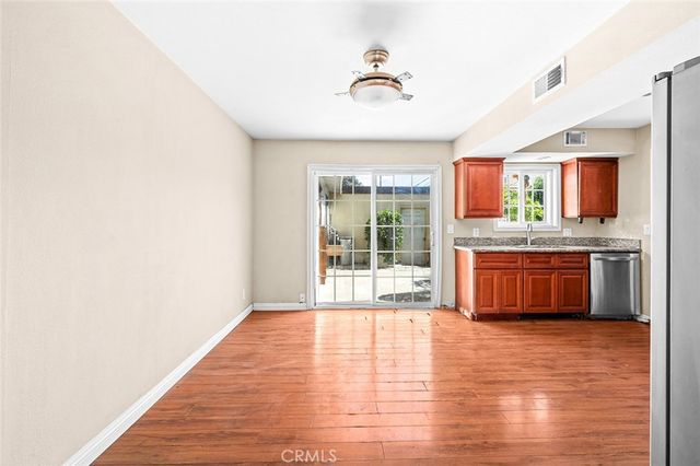 1804 W Glenoaks Avenue, Anaheim, CA 92801