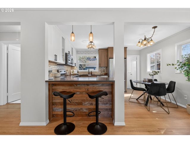 4146 Ne 69TH Ave, Portland, OR 97218